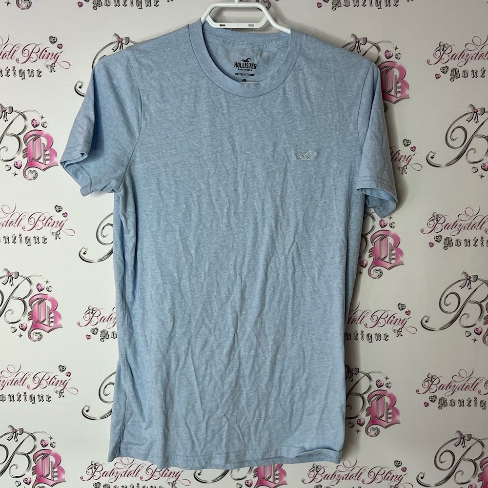 Hollister Blue Short Sleeve Tee Classic Crew Neck muscle fit fabric pastel